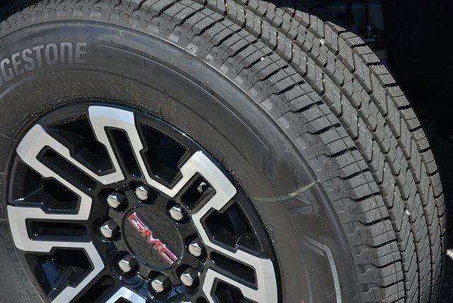 New 2026 GMC Sierra EV Elevation image 3