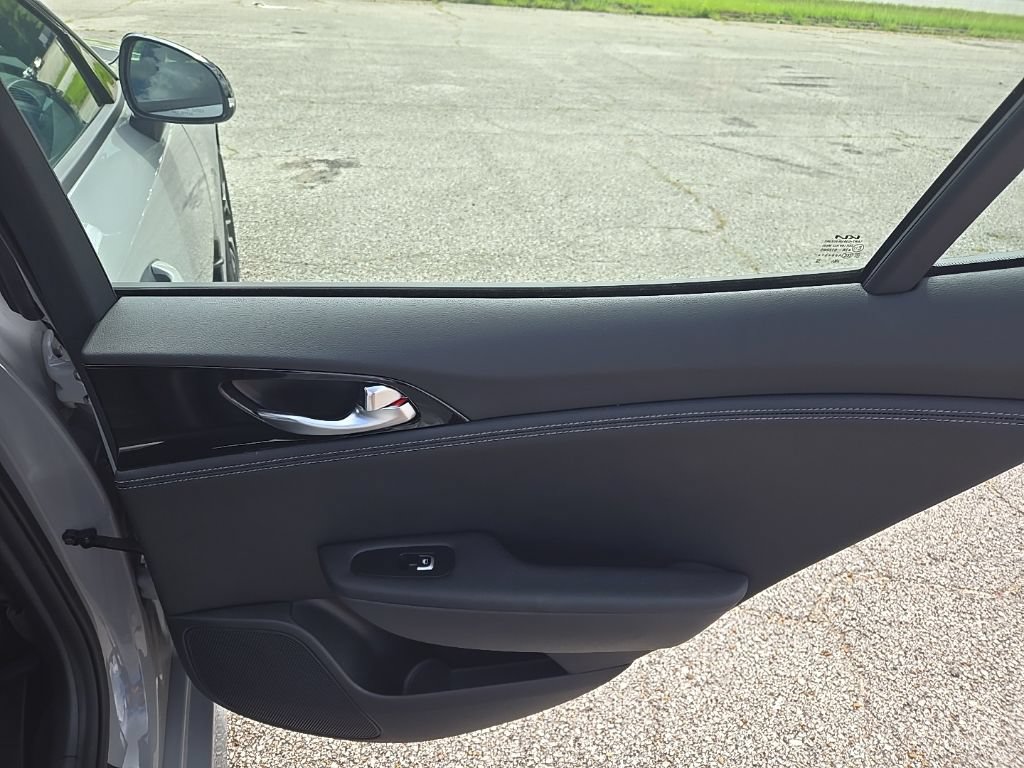 Used 2023 Kia Stinger GT-Line RWD image 20