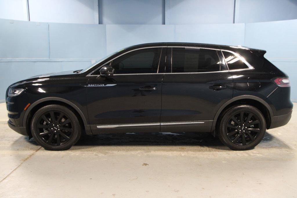Used 2023 Lincoln Nautilus Reserve w/ Monochromatic Package image 31