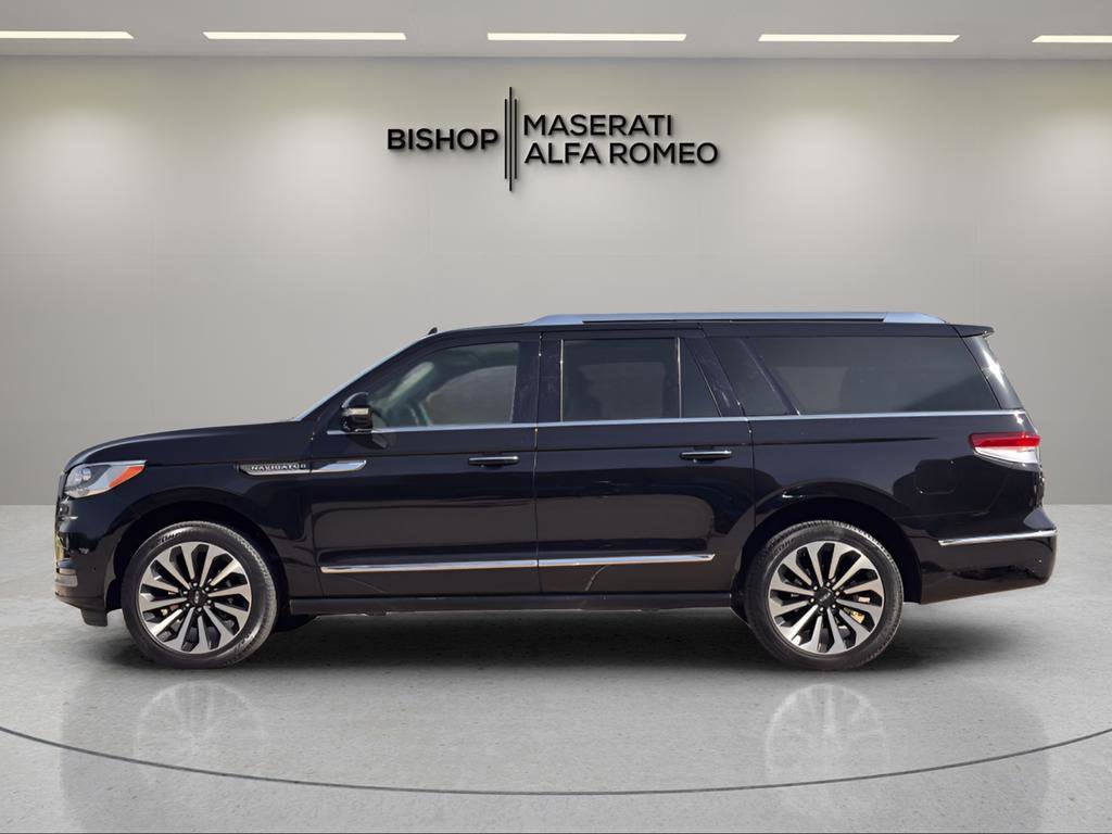 Used 2024 Lincoln Navigator L Reserve AWD/4WD image 7
