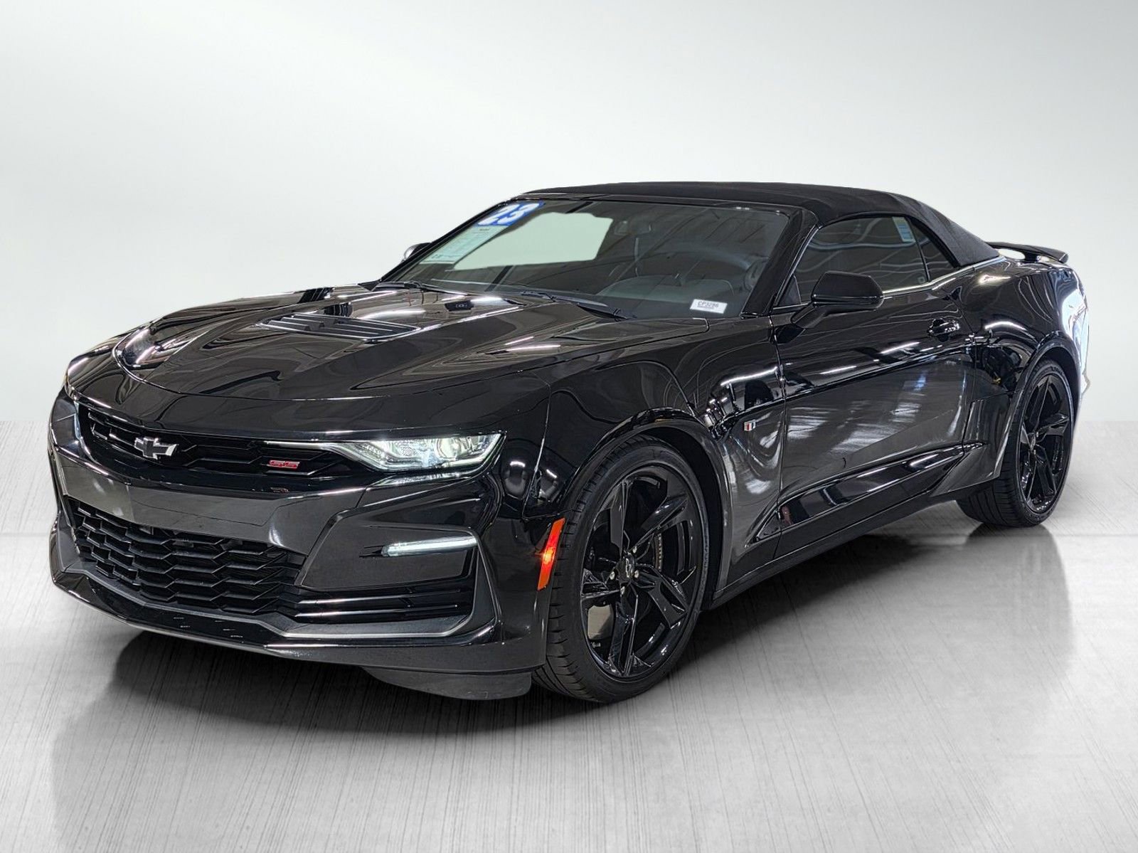 Used 2023 Chevrolet Camaro SS image 3