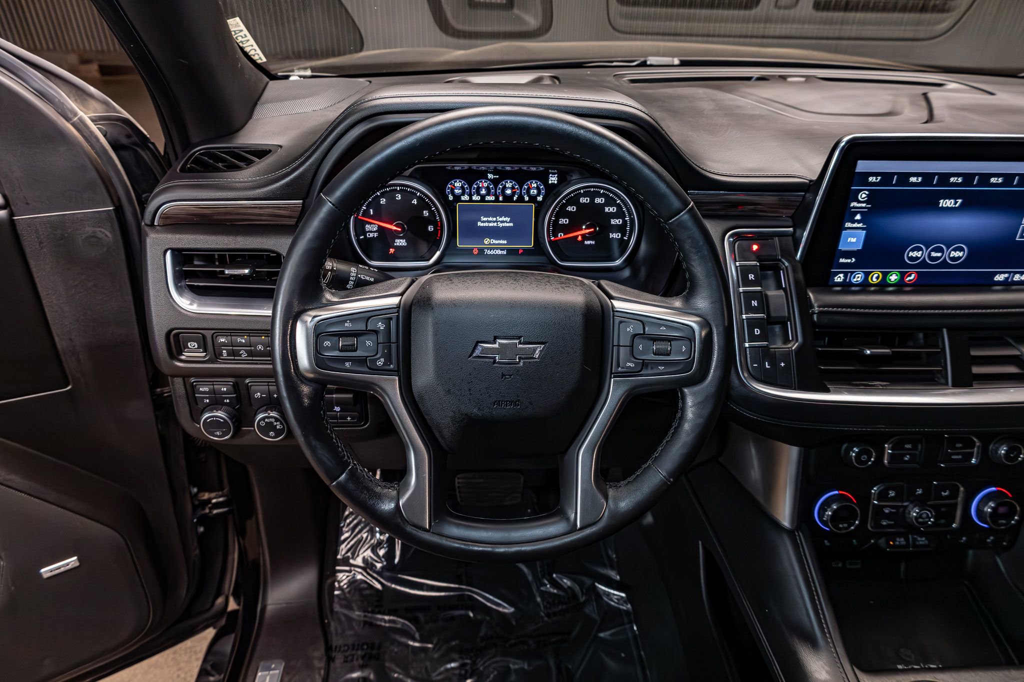 Used 2021 Chevrolet Suburban Z71 w/ Z71 Off-Road Package AWD/4WD image 16