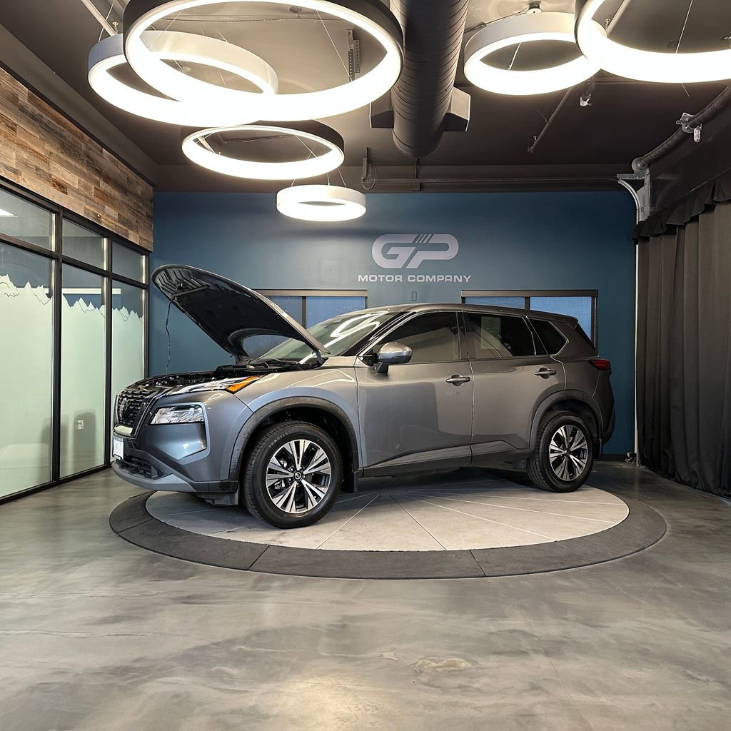 Used 2021 Nissan Rogue SV image 25