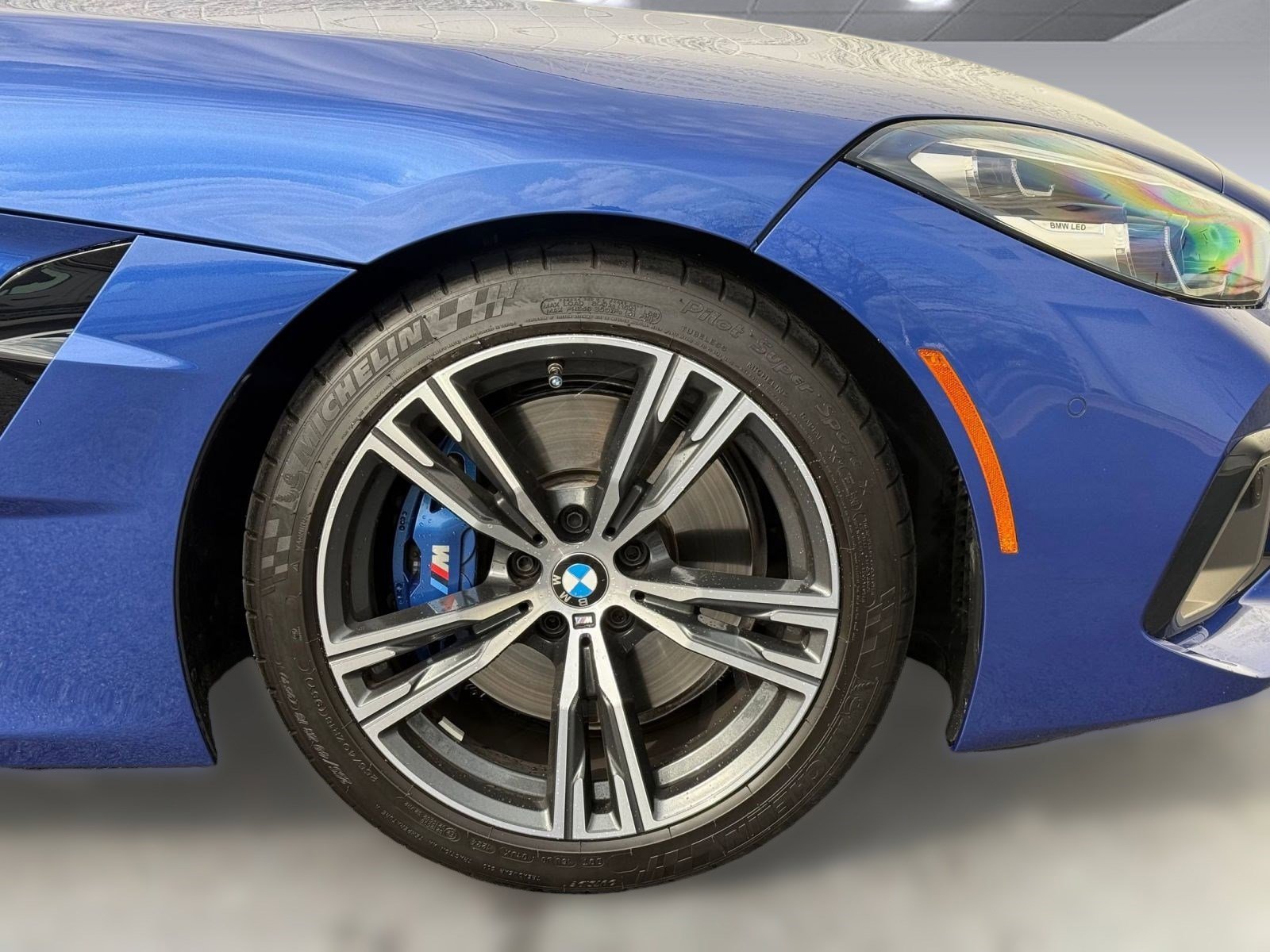 Certified 2025 BMW Z4 M40i w/ Premium Package image 10