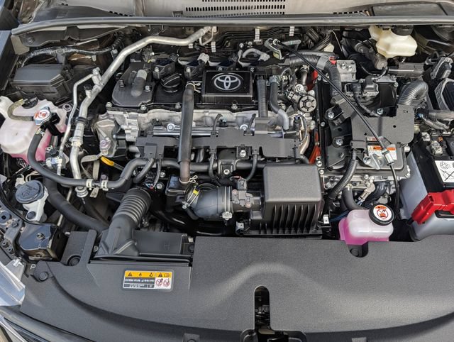 Certified 2025 Toyota Corolla SE w/ SE Premium Package FWD image 34