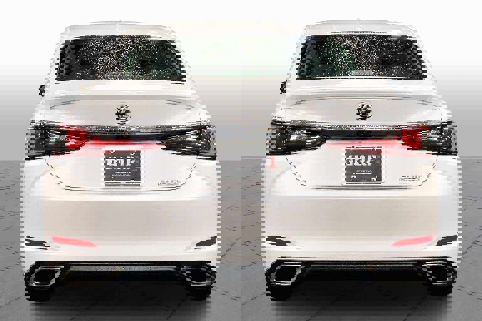 New 2025 Lexus ES 350 w/ Premium Package image 4