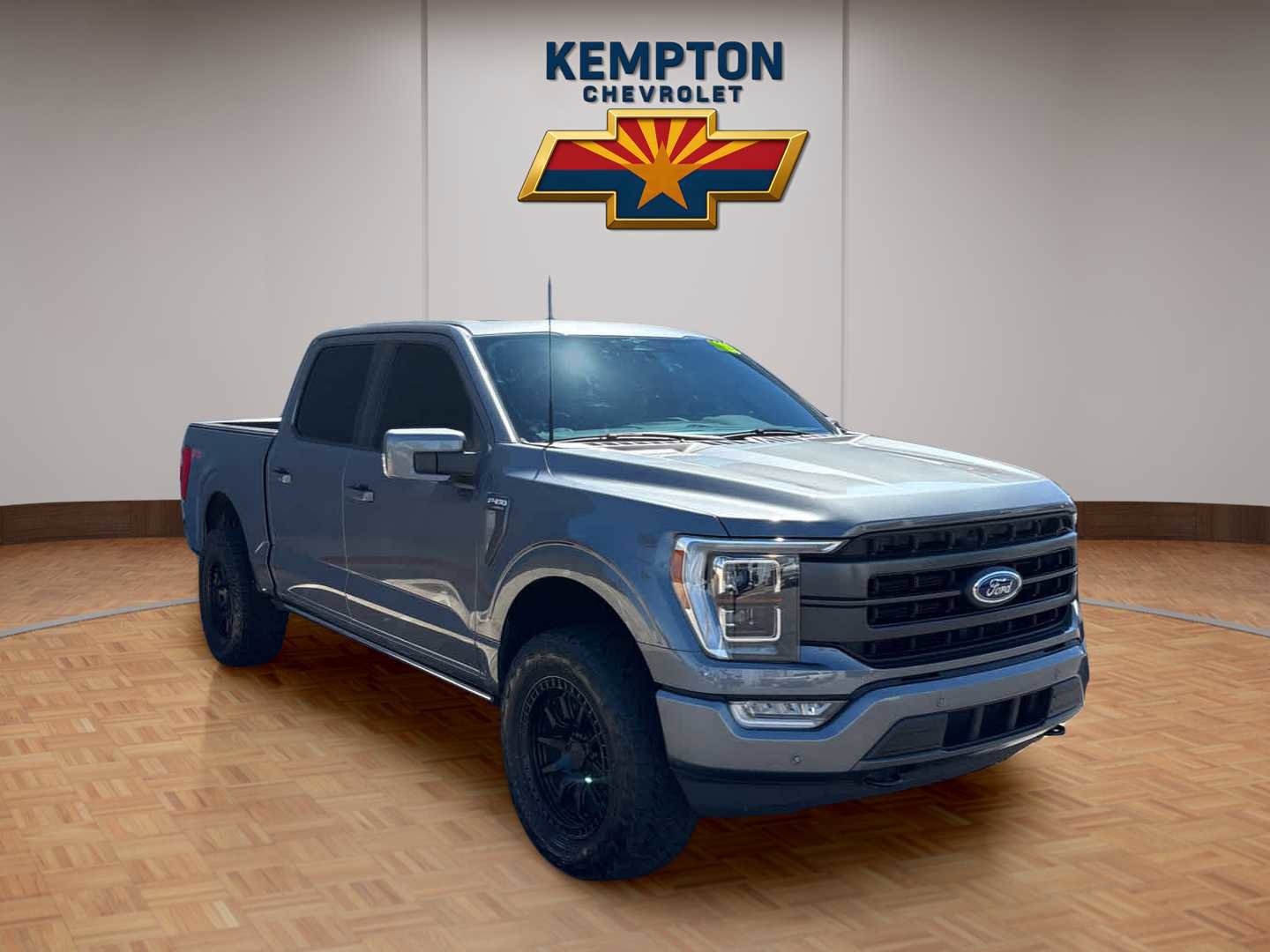 Used 2023 Ford F150 Lariat w/ Equipment Group 502A High image 8
