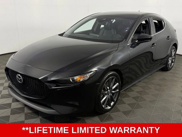 Used 2019 MAZDA MAZDA3 AWD Hatchback w/ Preferred Pkg image 3