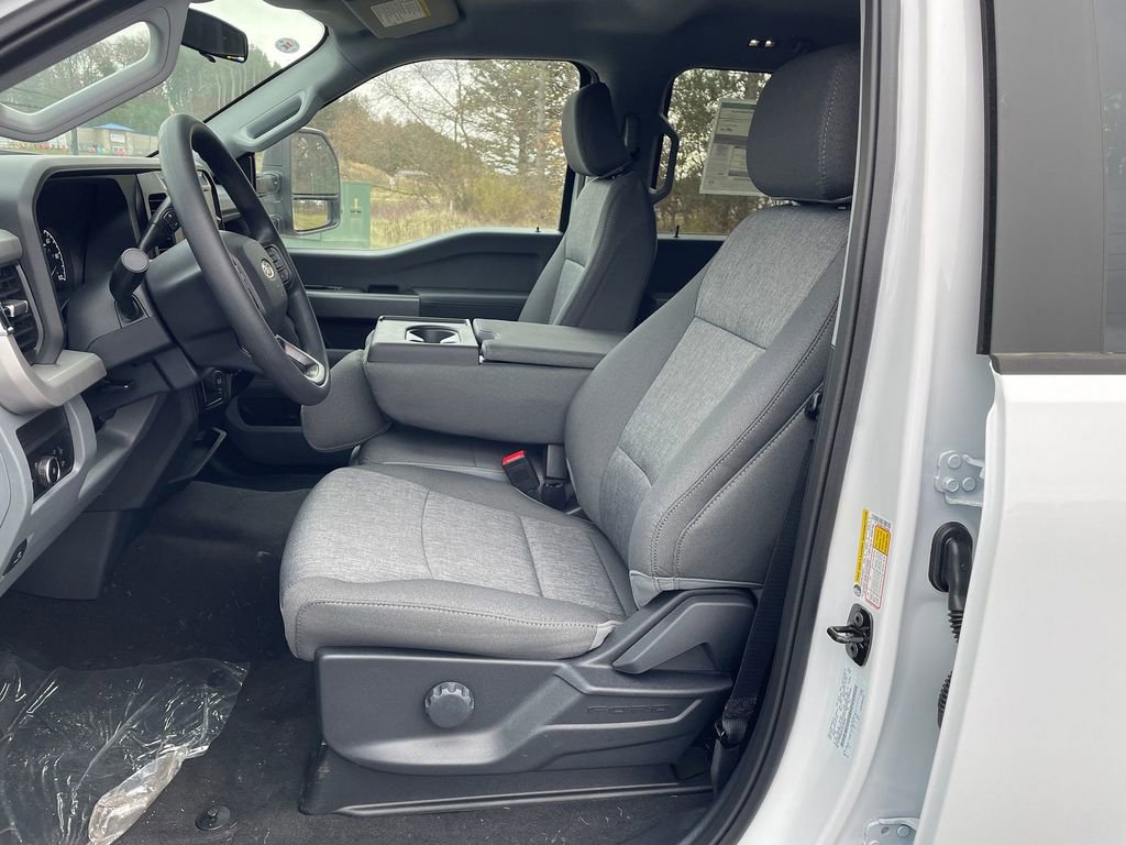 New 2026 Ford F250 XL w/ STX Appearance Package image 9