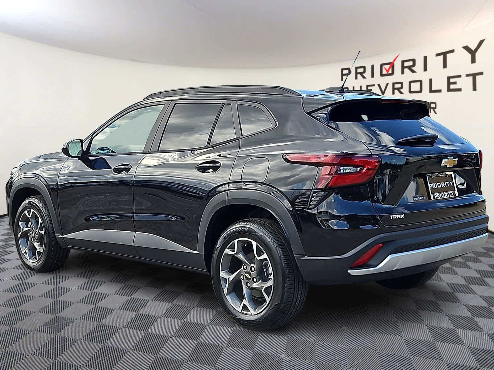 New 2026 Chevrolet Trax LT FWD image 6
