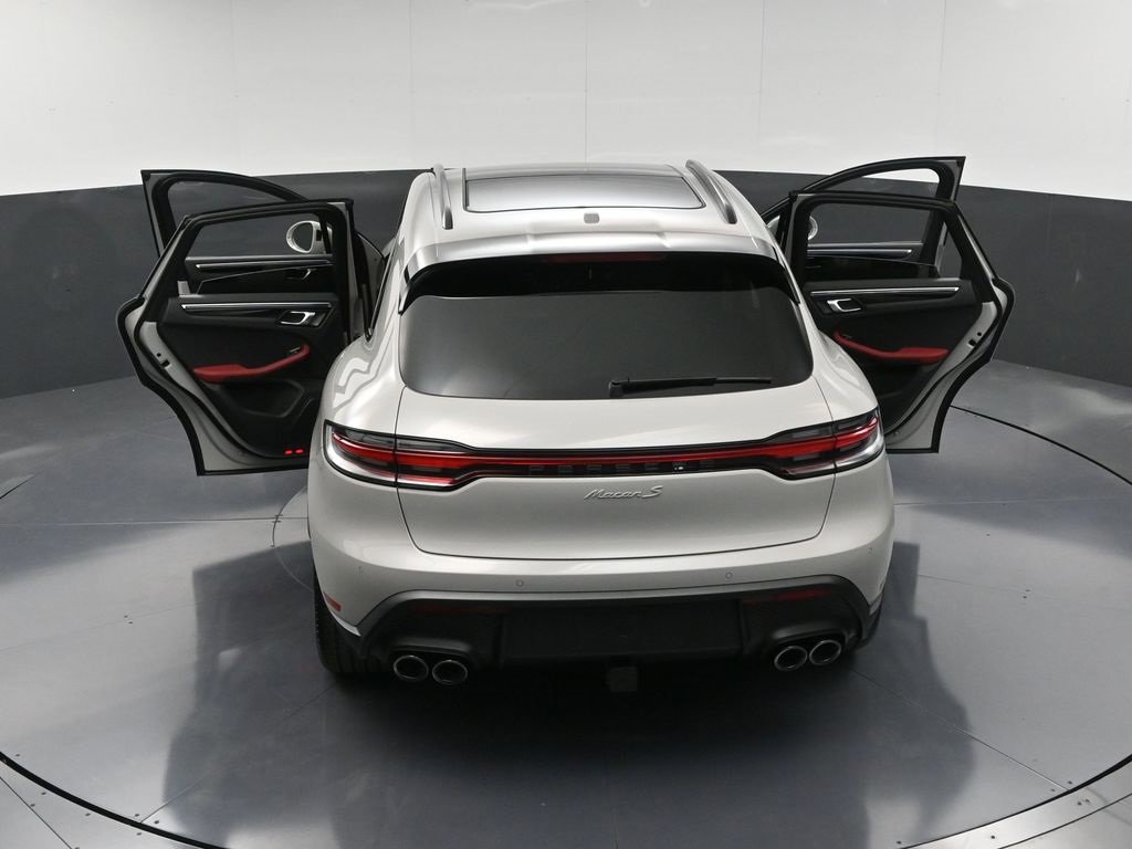 New 2026 Porsche Macan S image 35