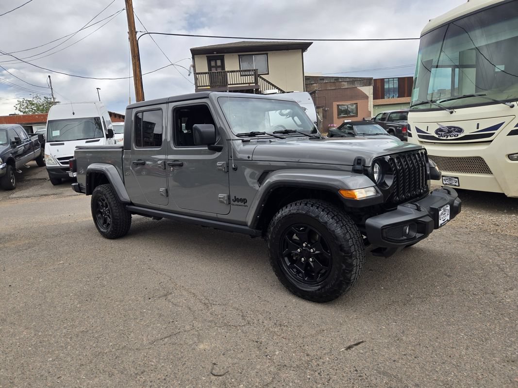 Used 2022 Jeep Gladiator Sport AWD/4WD image 2