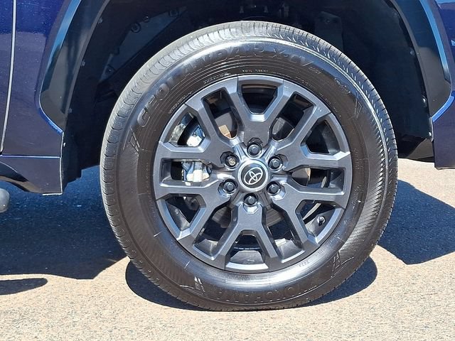 Used 2024 Toyota Tundra Platinum AWD/4WD image 8