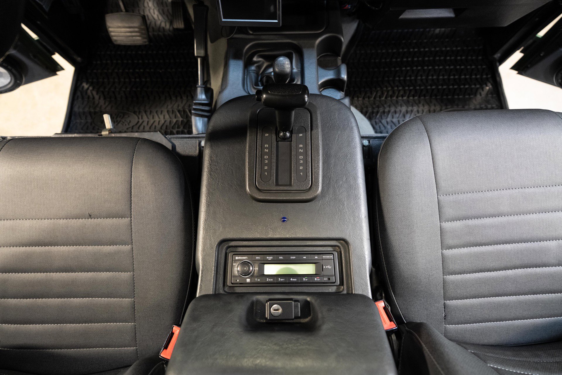 Used 1997 Land Rover Defender 90 image 62