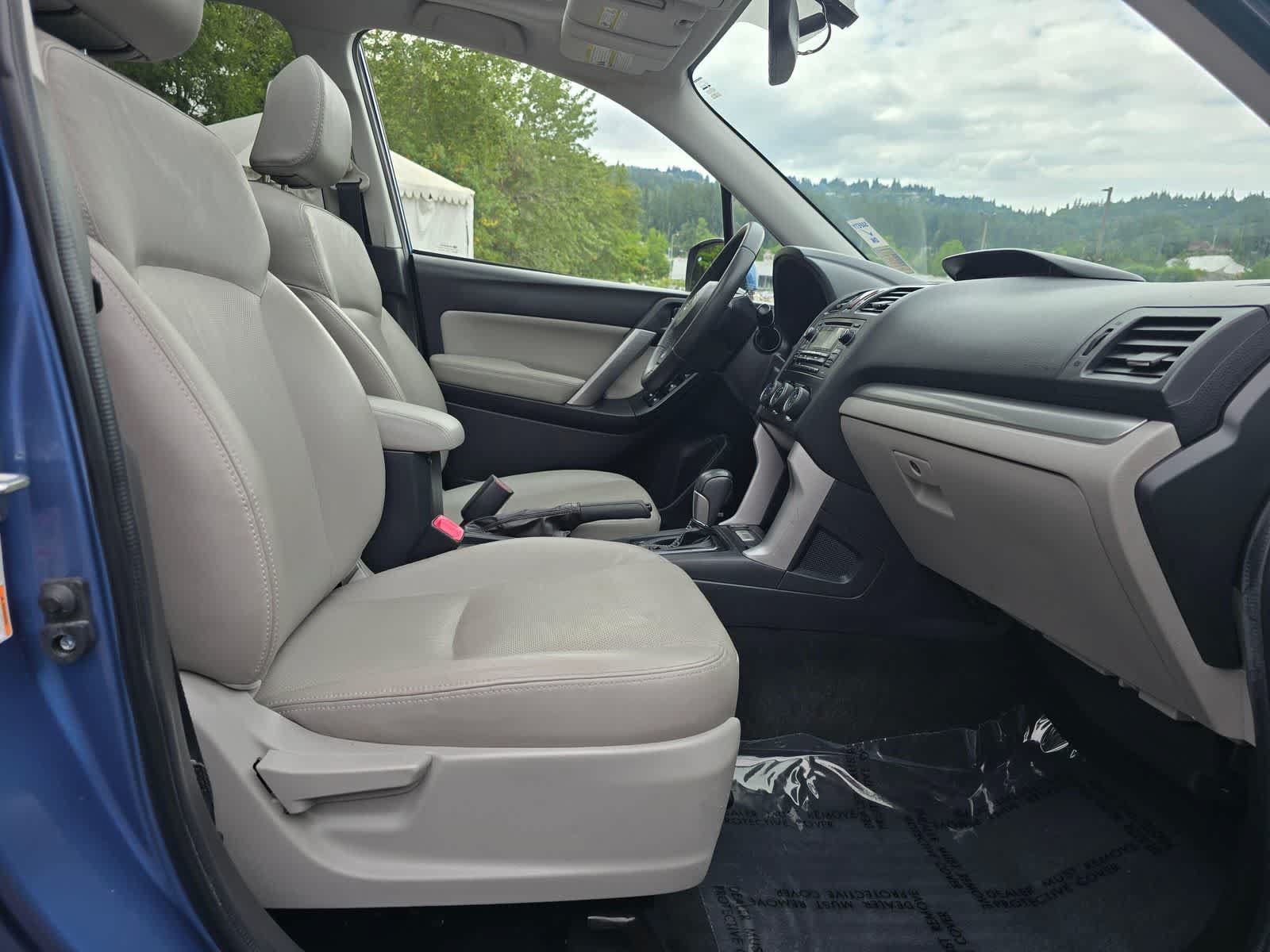 Used 2015 Subaru Forester 2.5i Touring AWD/4WD image 26