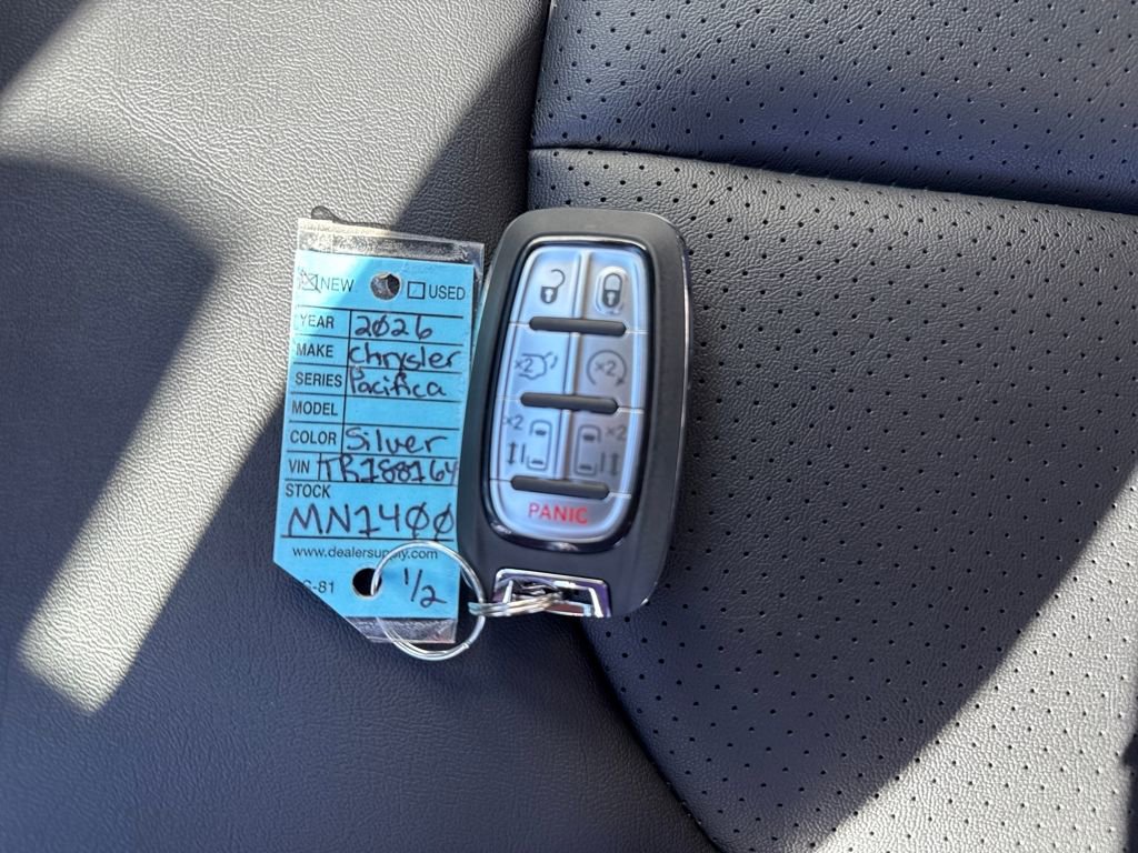 New 2026 Chrysler Pacifica Select image 31
