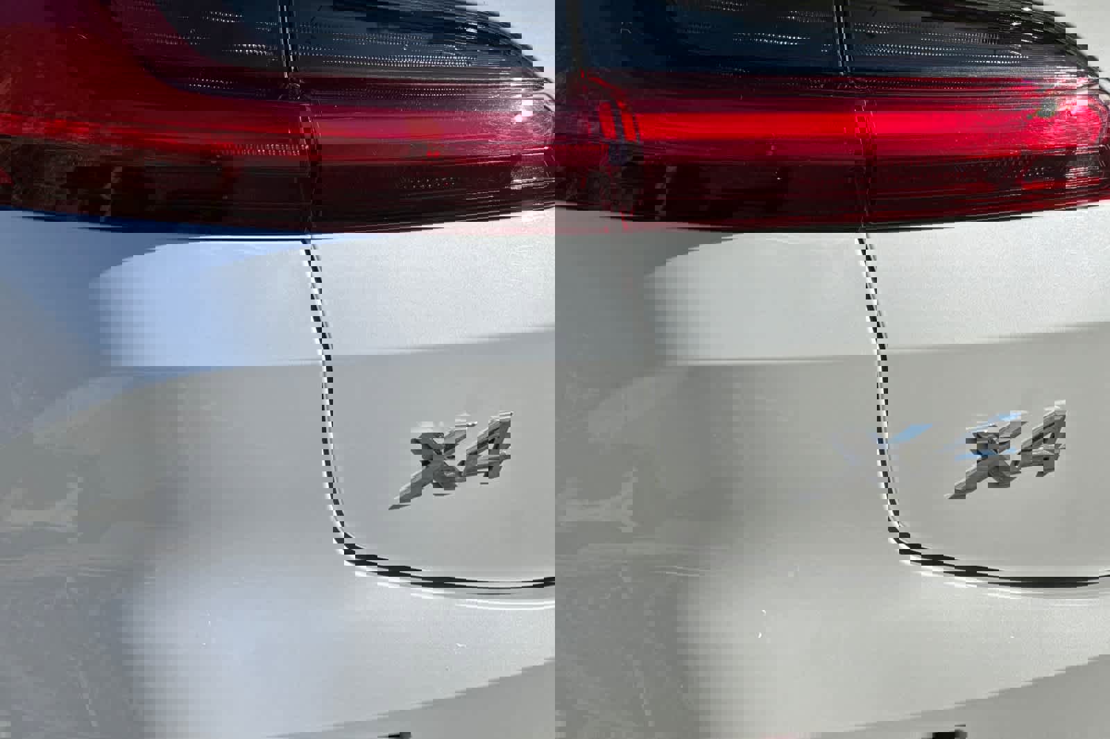 Certified 2023 BMW X4 xDrive30i w/ Premium Package image 34