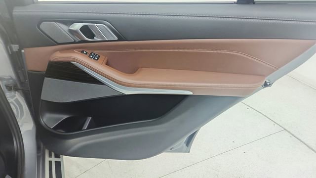 Used 2026 BMW X7 xDrive40i image 73