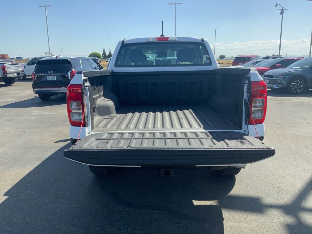 Used 2025 Ford Ranger XL w/ Trailer Tow Package RWD image 12