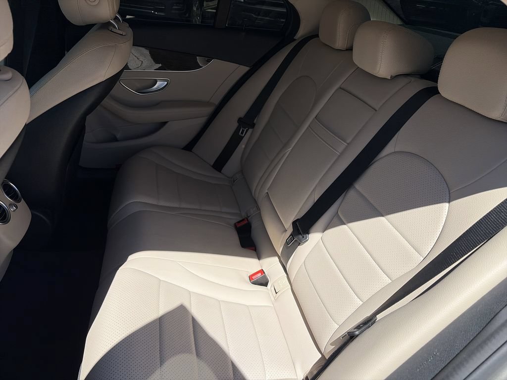 Used 2021 Mercedes-Benz C 300 Sedan image 30