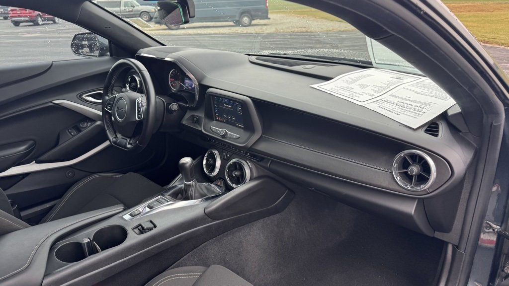 Used 2019 Chevrolet Camaro LT image 18