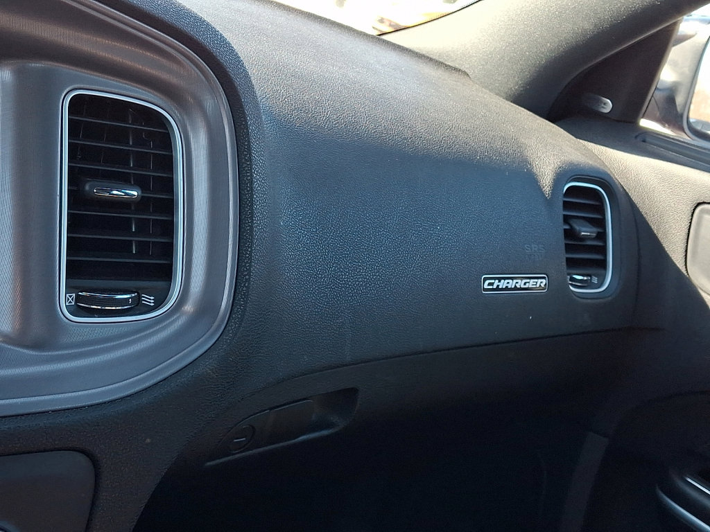 Used 2023 Dodge Charger SXT image 31