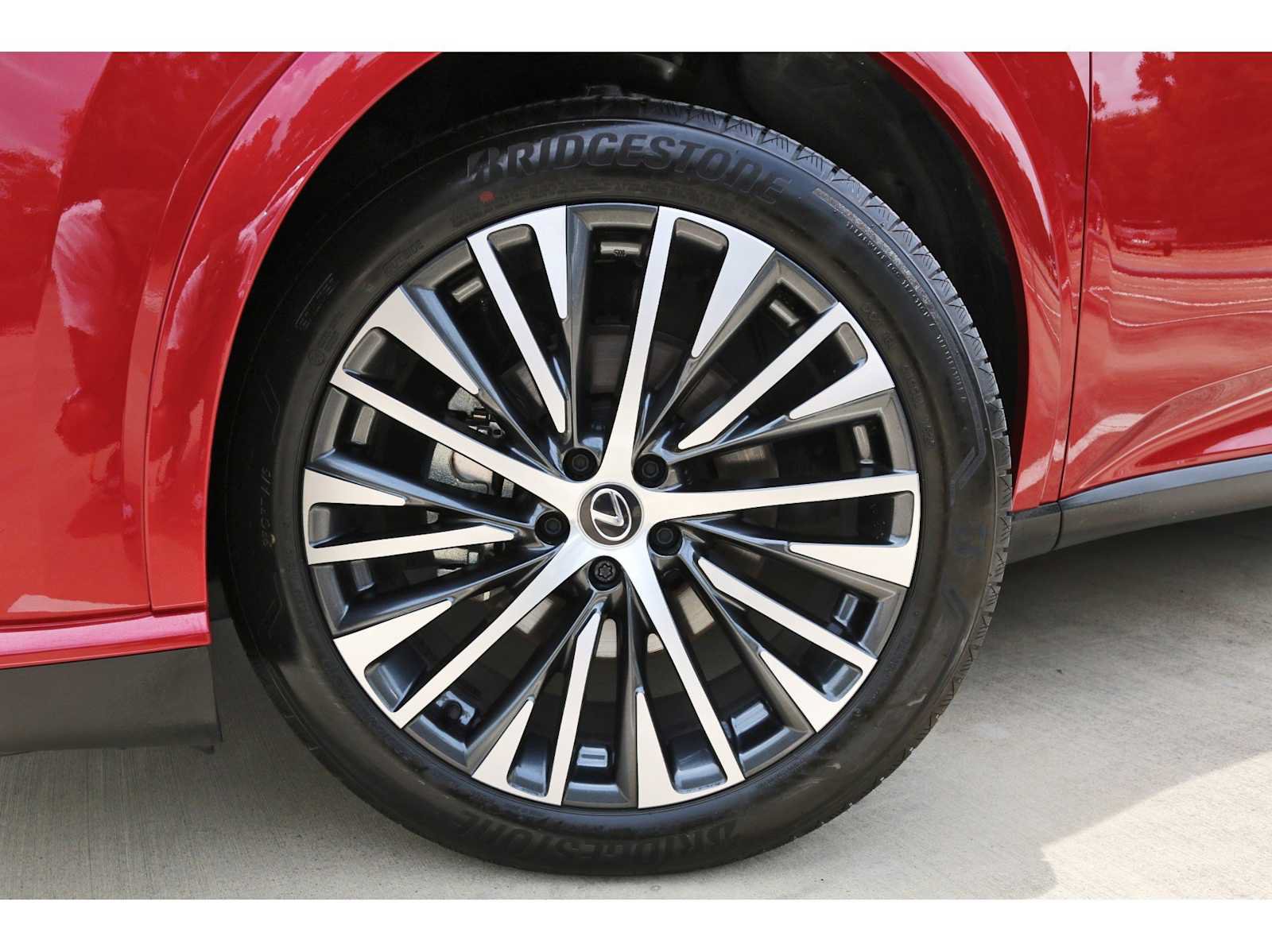 Used 2025 Lexus RX 350 Premium Plus w/ Accessory Package FWD image 31