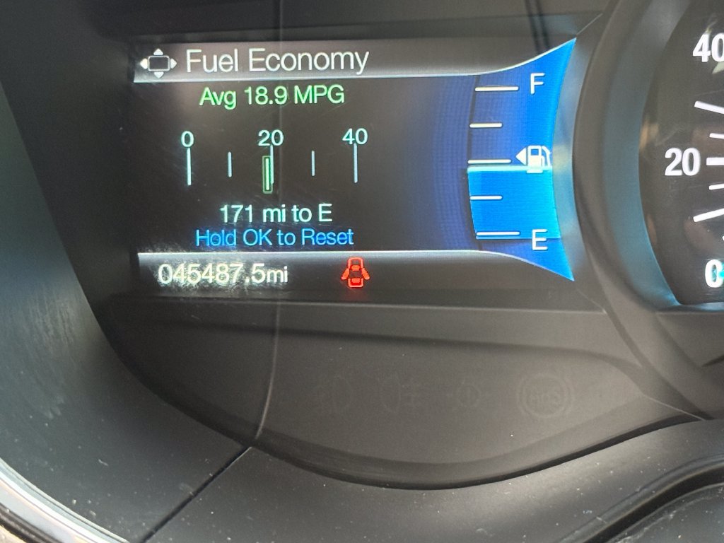 Used 2020 Ford Fusion SE FWD image 14