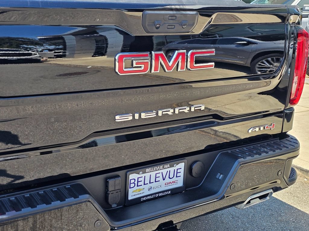 Used 2025 GMC Sierra 1500 AT4 w/ AT4 Preferred Package AWD/4WD image 15