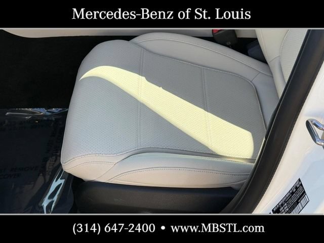 New 2026 Mercedes-Benz C 300 4MATIC Sedan image 15