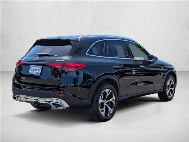 Used 2025 Mercedes-Benz GLC 350e 4MATIC image 5