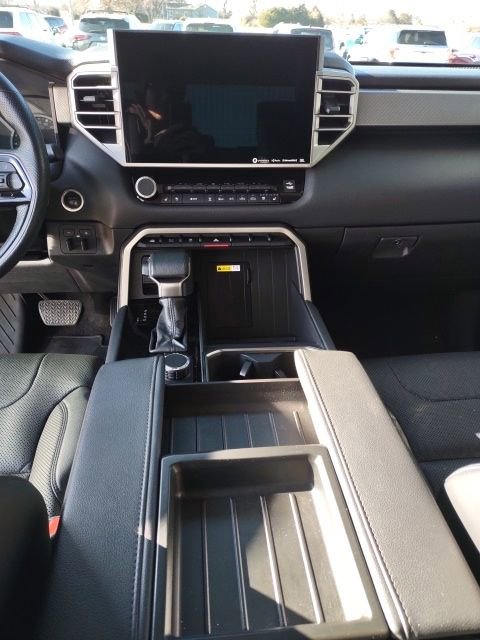 Used 2023 Toyota Tundra Limited image 13