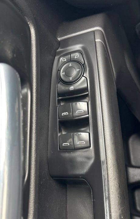 Used 2021 Chevrolet Silverado 1500 Custom AWD/4WD image 6