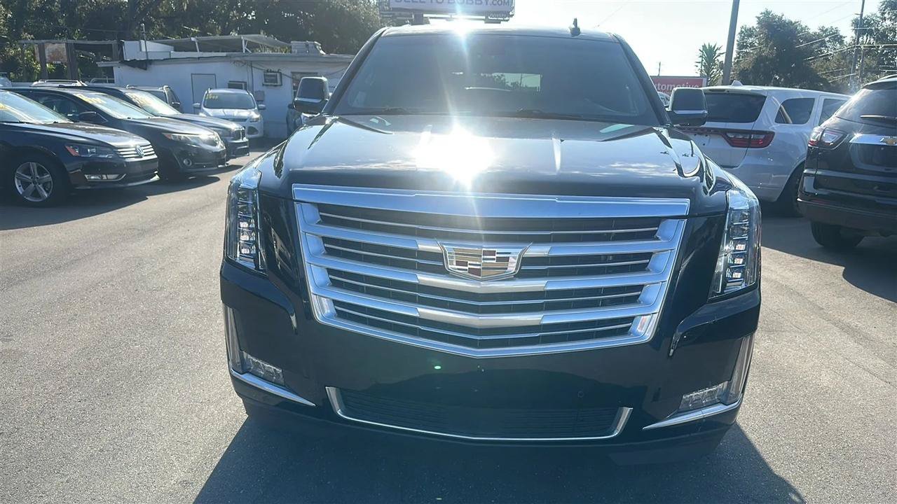 Used 2016 Cadillac Escalade ESV Platinum AWD/4WD image 5
