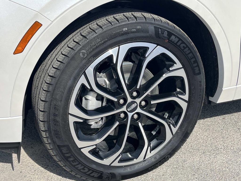 New 2026 Lincoln Nautilus Reserve image 8