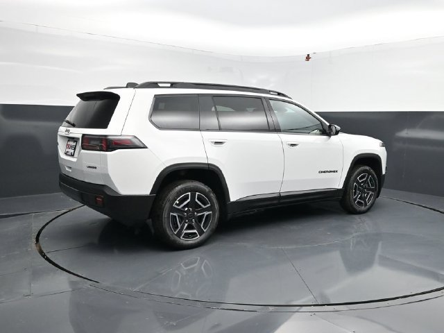 New 2026 Jeep Cherokee Laredo AWD/4WD image 9