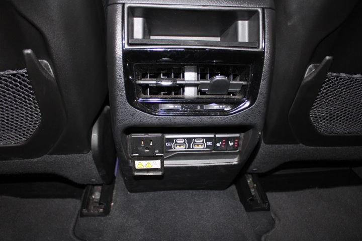Used 2023 Jeep Grand Cherokee Limited AWD/4WD image 21