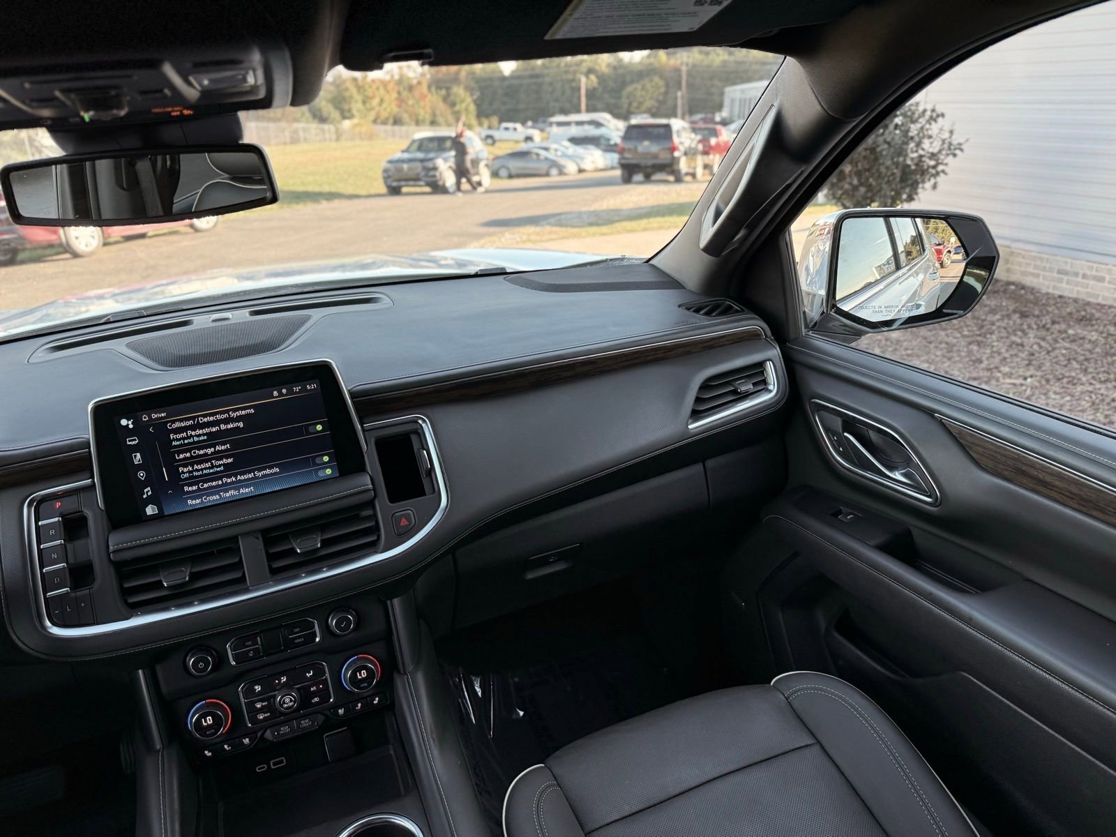 Used 2023 Chevrolet Tahoe Premier image 29