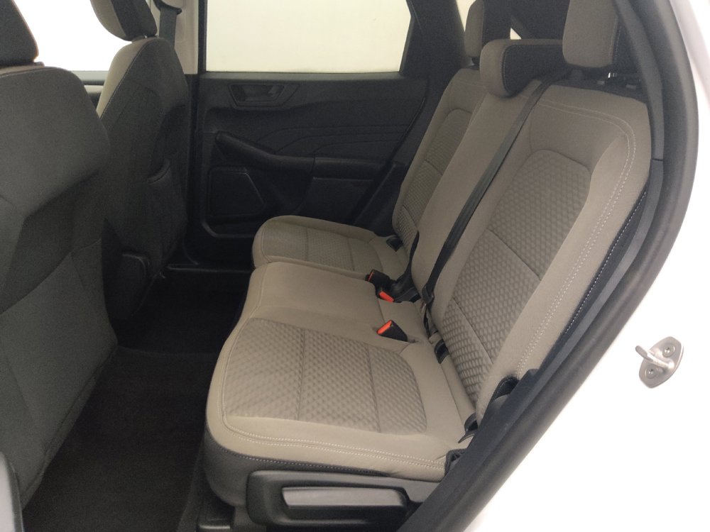 Used 2022 Ford Escape SE FWD image 18