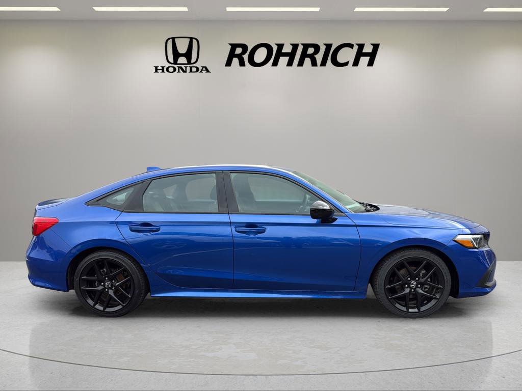 Used 2023 Honda Civic Sport image 5