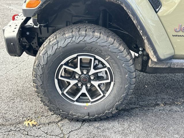 New 2026 Jeep Wrangler Unlimited Rubicon w/ Steel Bumper Group image 12