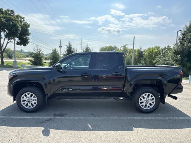 Used 2026 Toyota Tacoma SR5 RWD image 2