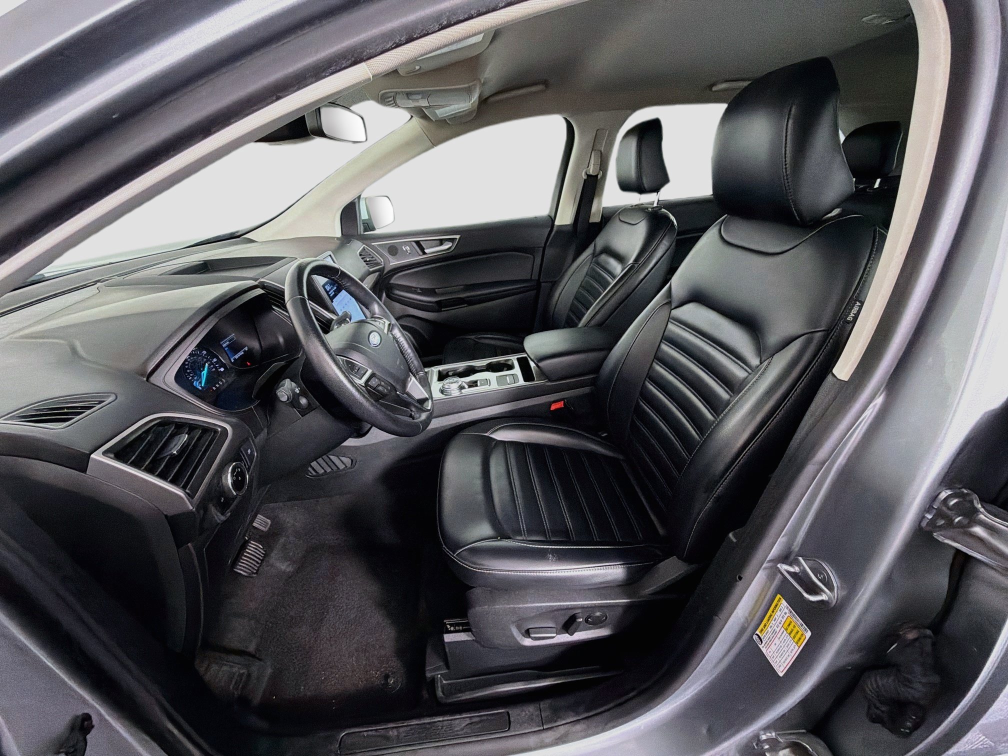 Used 2024 Ford Edge SEL AWD/4WD image 13