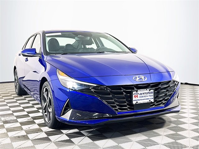 Used 2023 Hyundai Elantra Limited w/ Cargo Package image 10
