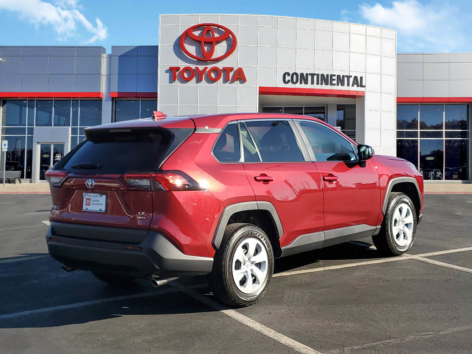 Certified 2025 Toyota RAV4 LE image 5