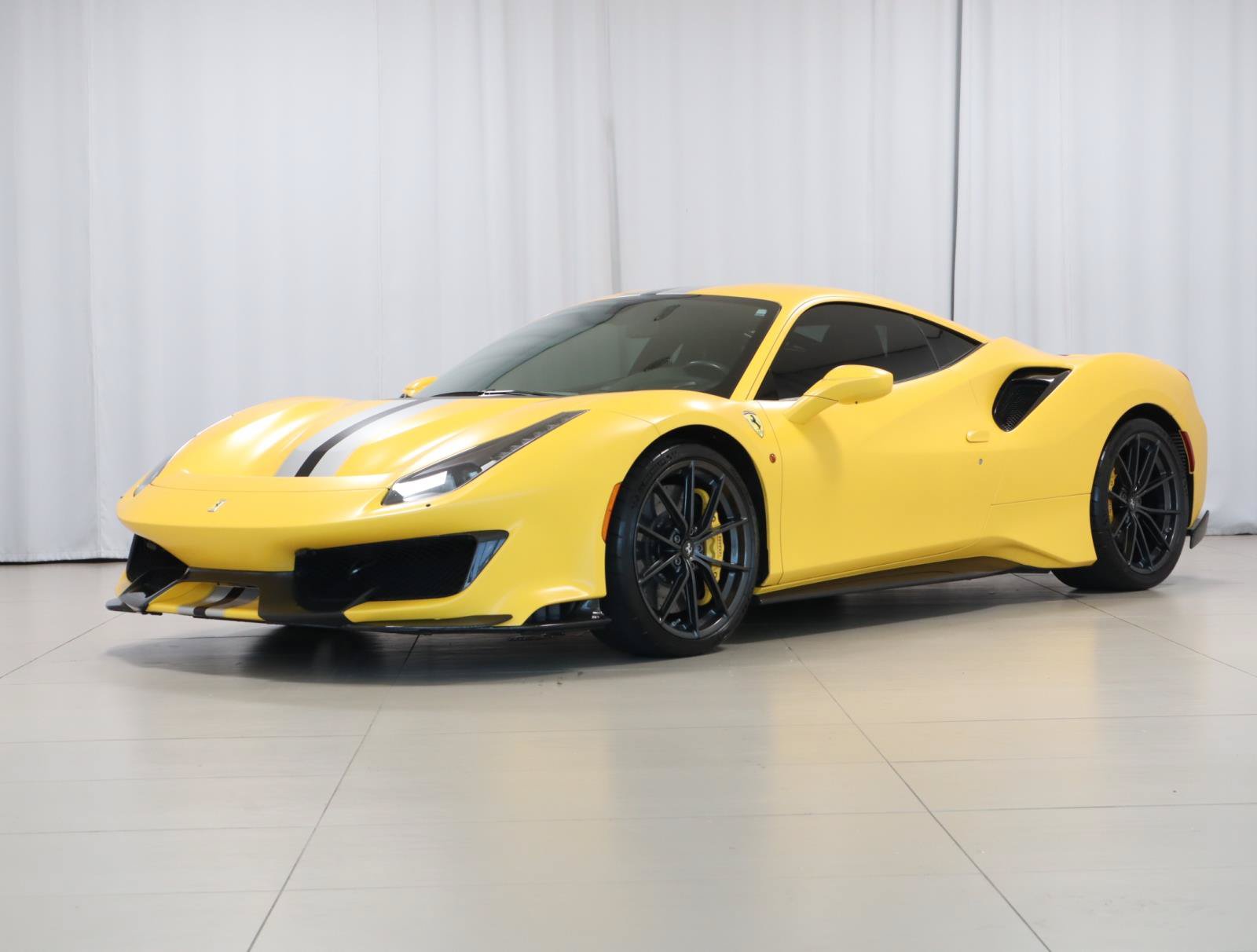 Certified 2019 Ferrari 488 Pista Coupe RWD image 3