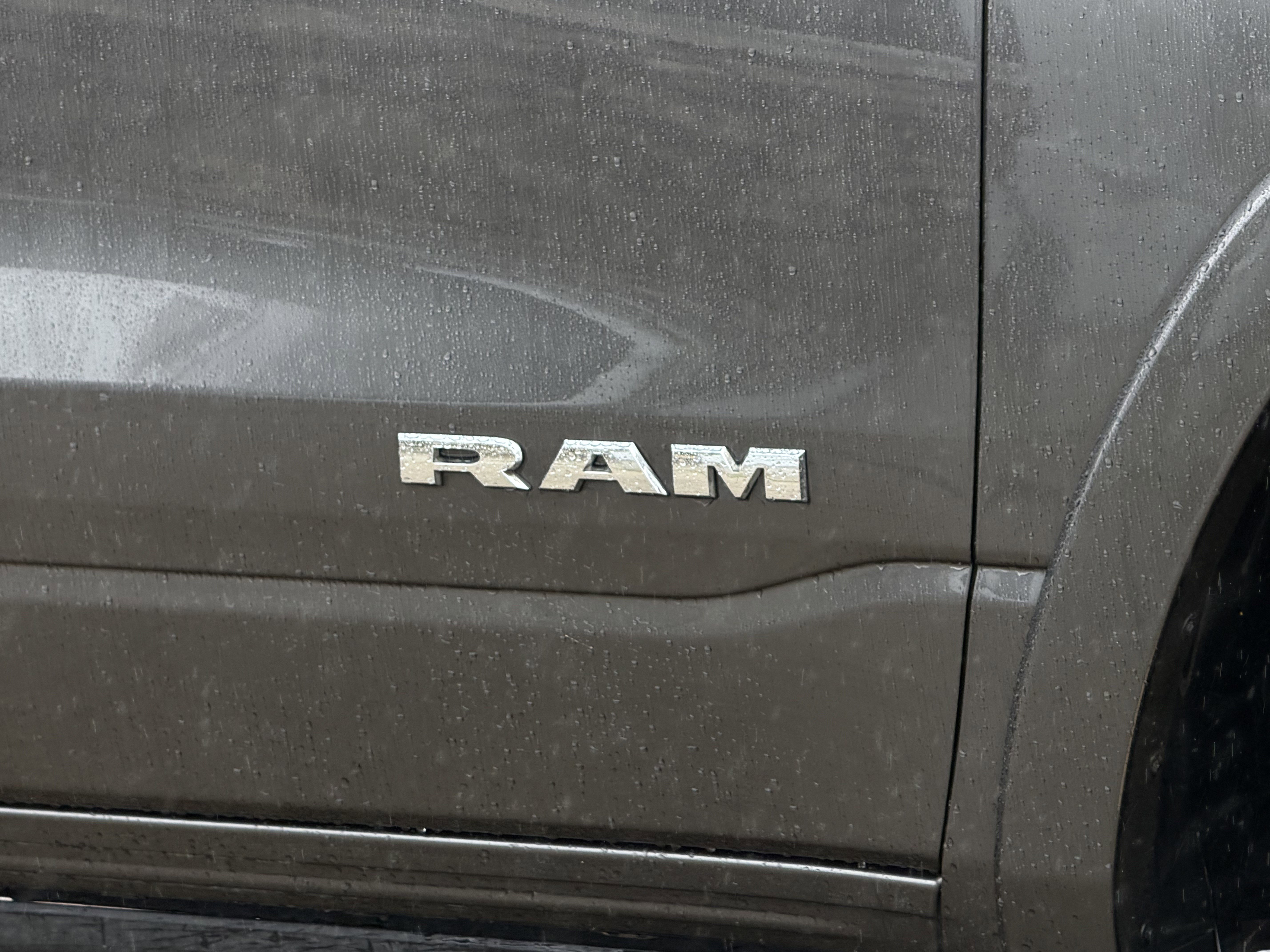 Used 2025 RAM 1500 Laramie w/ Laramie Southwest Edition AWD/4WD image 4