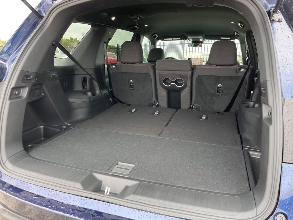 Certified 2025 Honda Pilot Sport image 9