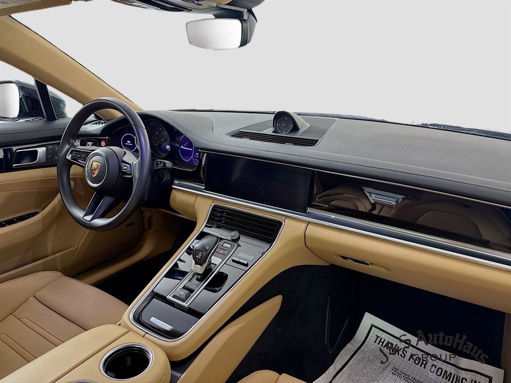 Used 2023 Porsche Panamera 4 image 30