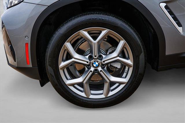 Used 2024 BMW X3 xDrive30i w/ Premium Package AWD/4WD image 9